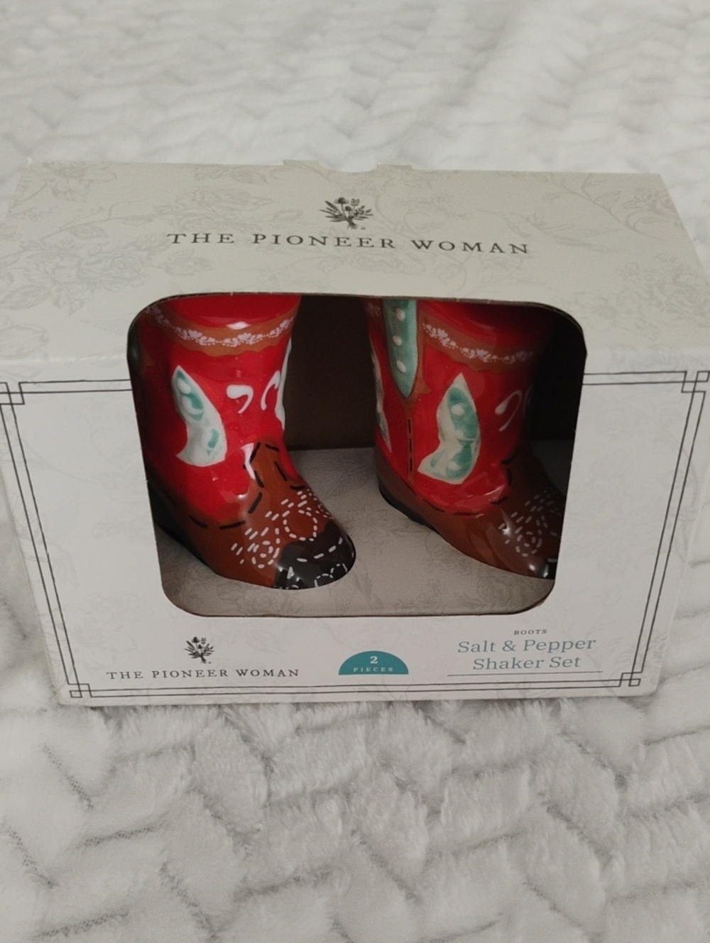 NWOT The Pioneer Woman Red and Turquoise Cowboy Boot Salt & Pepper Set